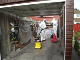 Asbestos roof removal image 1